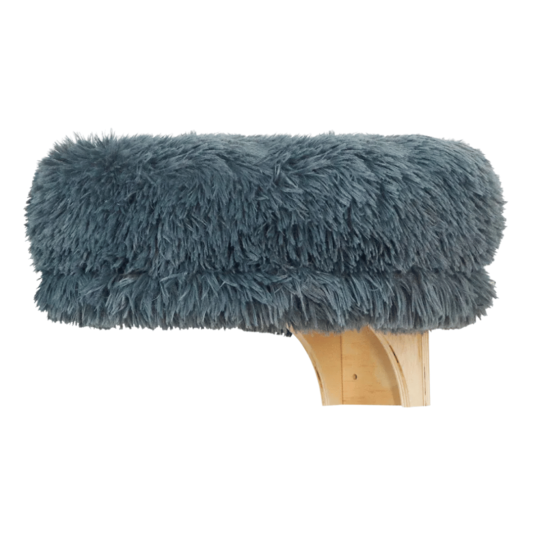 Wandliege aus Holz für Katzen – Fensterbett & Schlafplatz - fellfunk.de