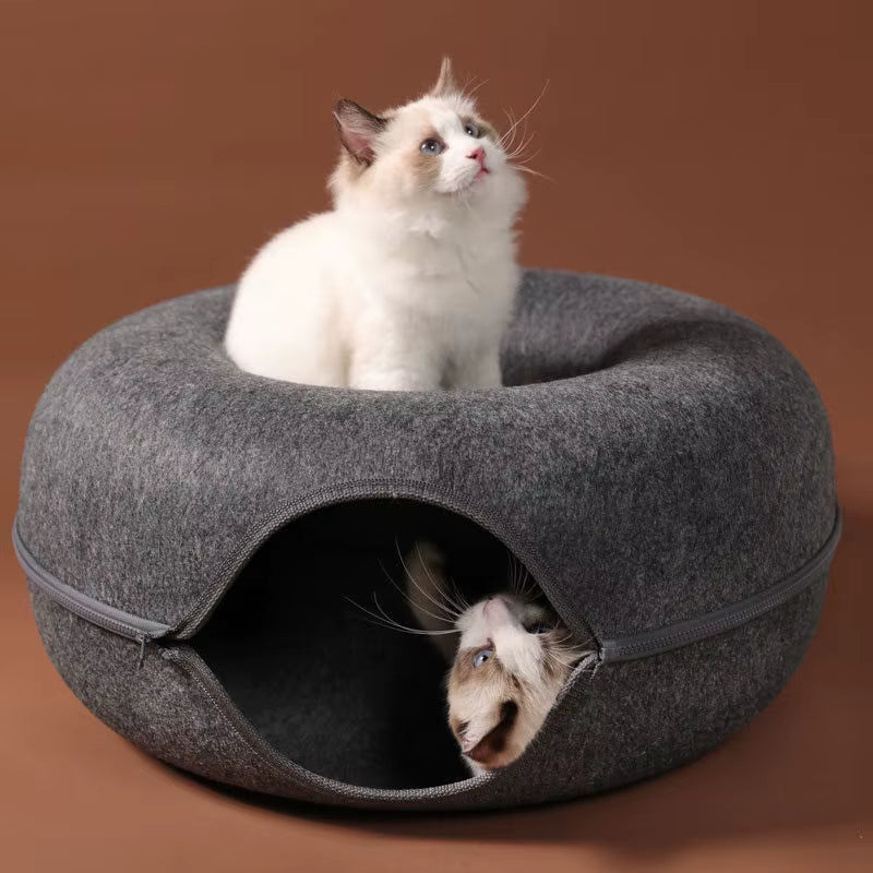 Fellfunk DonutPlay – Rundes Katzenspielbett aus Filz mit Tunnel & Höhlenfunktion für Spaß & Geborgenheit
